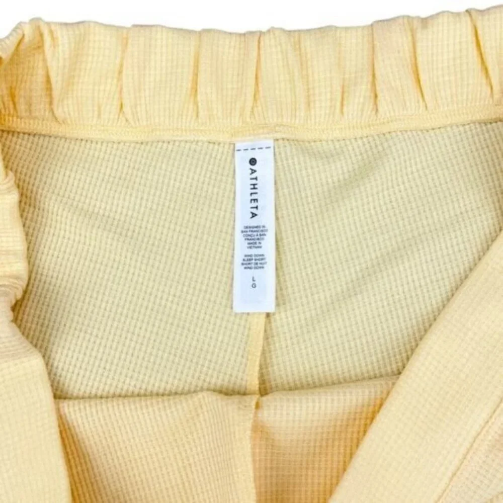 Athleta Wind Down Sleep Short In Lunaria Yellow Size Large